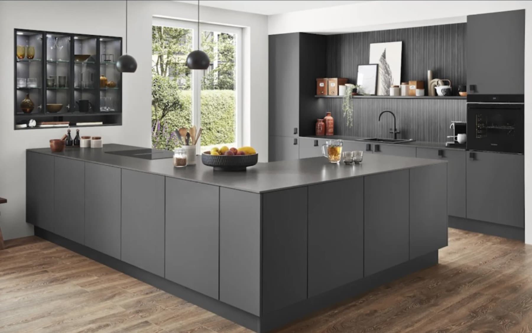 Linear Matte kitchen New York — VINT Homes